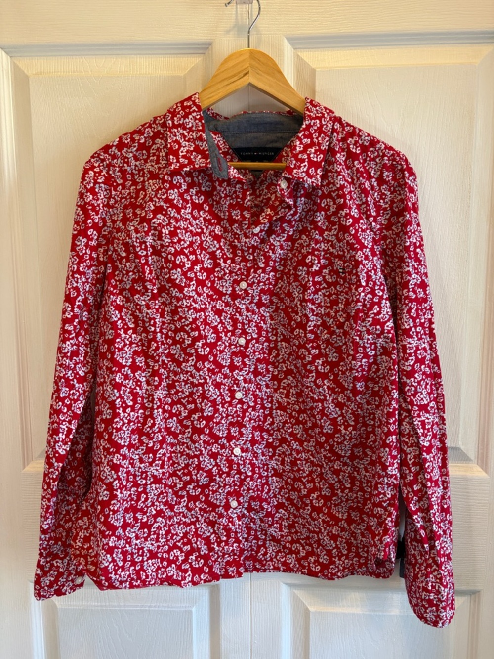 Tommy Hilfiger Red and White Floral Button-Up
